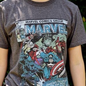 Old Navy collectible Marvel gray tee